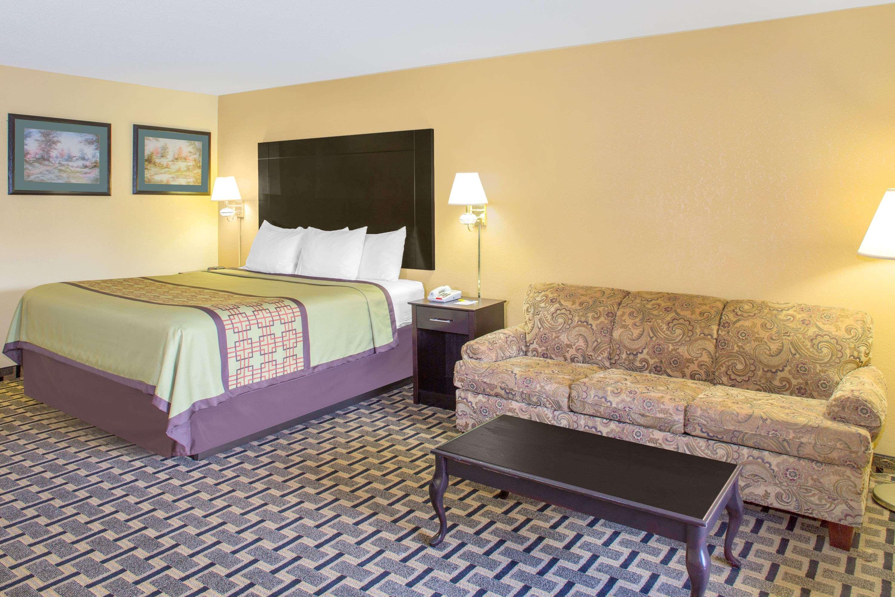 Days Inn By Wyndham Andalusia Exterior foto