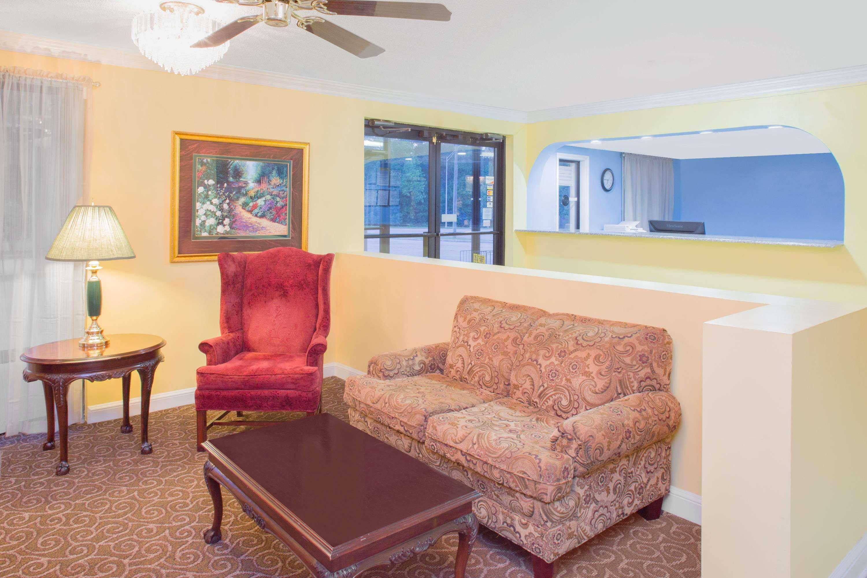 Days Inn By Wyndham Andalusia Exterior foto