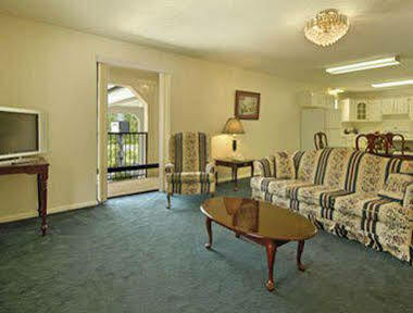 Days Inn By Wyndham Andalusia Exterior foto
